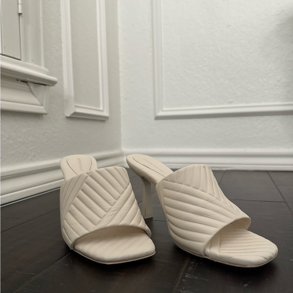 Antonio Melani Mazie Off White Slip On Heels